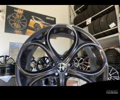 Cerchi Alfa Romeo Stelvio raggio 20 cod.8743