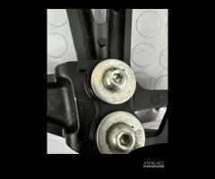 Supporto pedana poggiapiedi passeggero Yamaha Fz8 - 8