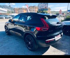 VOLVO XC40 D3 AWD Geartronic Business Plus - 24