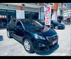 PEUGEOT 3008 BlueHDi 130 S&S Business NERA - CAR