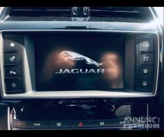 JAGUAR XE 2.0 D 180 CV aut. Prestige pelle - nav - 19