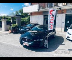 JAGUAR XE 2.0 D 180 CV aut. Prestige pelle - nav - 25