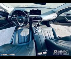 BMW 520 d aut. Touring Luxe PELLE- TELECAMERA - 13