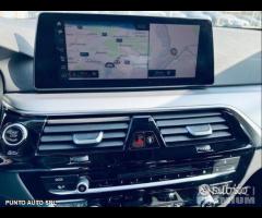 BMW 520 d aut. Touring Luxe PELLE- TELECAMERA - 25