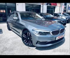 BMW 520 d aut. Touring Luxe PELLE- TELECAMERA - 29