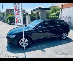 AUDI A3 SPB 1.6 TDI Sport XENO - NAVI - 24