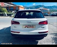 AUDI Q5 35 TDI quattro S tronic Business Sport