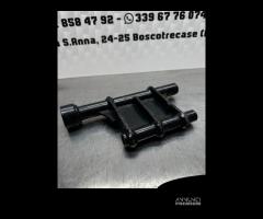 Supporto motore Piaggio Beverly 500