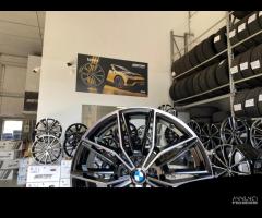 Cerchi NUOVI Bmw raggio 18 cod.048322