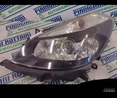 Faro Anteriore Sinistro Renault Clio 2006