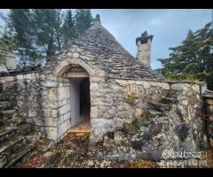 CEGLIE MESSAPICA - Trullo con lamia - 12