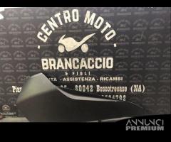 Sottopedana sinistro yamaha tmax 500