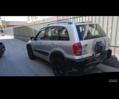 Toyota Rav 4 solo per ricambi 2002