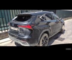 Lexus NX 300 2021 solo per ricambi