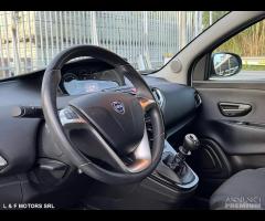 LANCIA YPSILON 1.0 HYBRID 4 VETRI ELETTRICI - 17