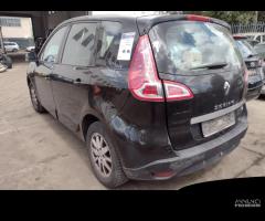 Renault Scenic Xmod 2010 solo per ricambi