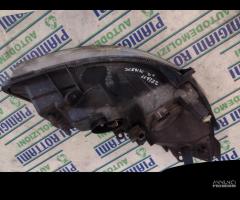 Faro Anteriore Sinistro Renault Scenic 2006