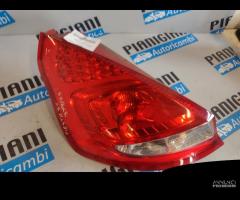 Faro / Fanale Posteriore Destro Ford Fiesta 2011