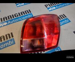 Faro / Fanale Posteriore Destro Nissan Qashqai 200 - 1