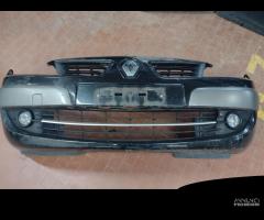 Paraurti Anteriore Renault Scenic 2006 - 1