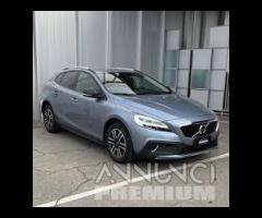 volvo v40 xc40 crosscountry ricambi disponibili