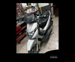 Ricambi Piaggio beverly 200