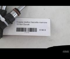 Coppia iniettori fascetta marrone 10 fori Ducati - 4