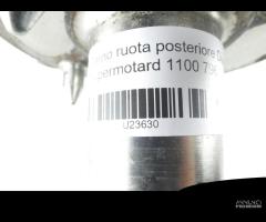 Perno ruota posteriore Ducati Hypermotard 1100 796 - 8