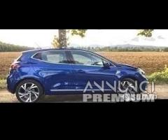 Disponibili Renault Clio 2020 ricambi