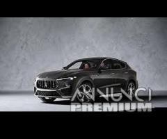 Maserati levante 2022;2023 per ricambi usati