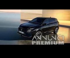 Peugeot 5008 2022;2023 per ricambi usati