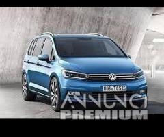 Volkswagen touran 2022;2023 per ricambi usati