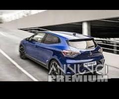 Renault clio 2022;2023 per ricambi usati