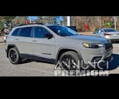 Ricambi auto jeep cherokee 2023;2024