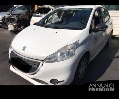 Peugeot 208 2015