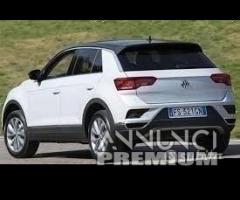 Disponibili volkswagen t-roc 2017 frontale e porti - 2