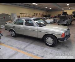 Mercedes W123 200 Berlina 1981 Conservata - 8