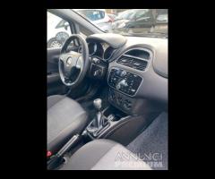 Fiat Punto 1.3 Multijet 2015 Full TAGLIANDATA - 16