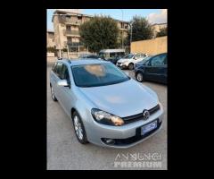 Volkswagen Golf 1.6 TDI 2012 Full Navi