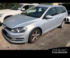 VOLKSWAGEN GOLF 7 VARIANT 2016