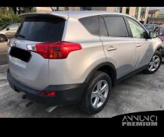 Toyota rav 4 2013