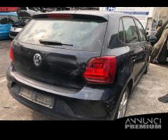 VOLKSWAGEN POLO 2013