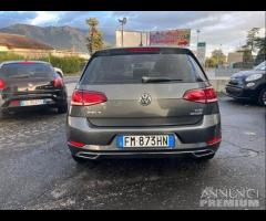 VOLKSWAGEN Golf 7 1.4TGI*BZ/METANO110CV*AUTOM-2017