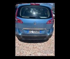 RENAULT Scnic 1.5 DCI*110CV*81KW- 2011 - 6