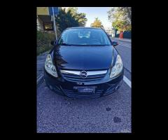 Opel Corsa 1.2 5p si neopatentati - Garanzia 12 me - 2