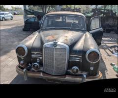 MERCEDES 180 PONTON D'EPOCA