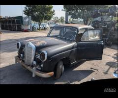 MERCEDES 180 PONTON D'EPOCA