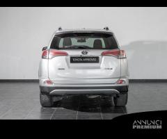 Toyota RAV4 2.0 D-4D 2WD Style