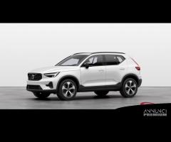 VOLVO XC40 B3 Mild hybrid Benzina Ultra Dark