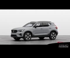 VOLVO XC40 B3 Mild hybrid Benzina Ultra Dark